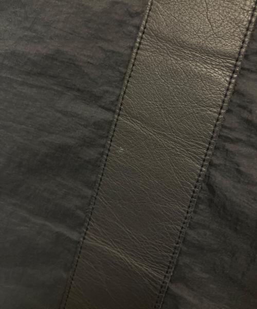 OAMC（オーエーエムシー）OAMC (オーエーエムシー) ナイロンジャケット ネイビー サイズ:Mの古着・服飾アイテム