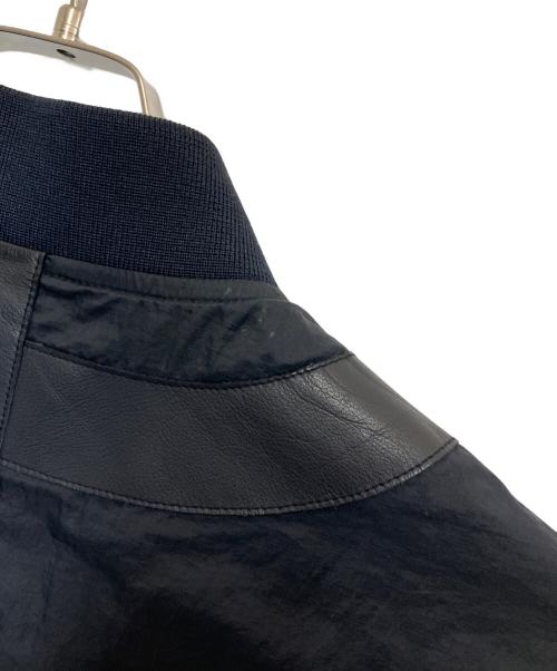 OAMC（オーエーエムシー）OAMC (オーエーエムシー) ナイロンジャケット ネイビー サイズ:Mの古着・服飾アイテム