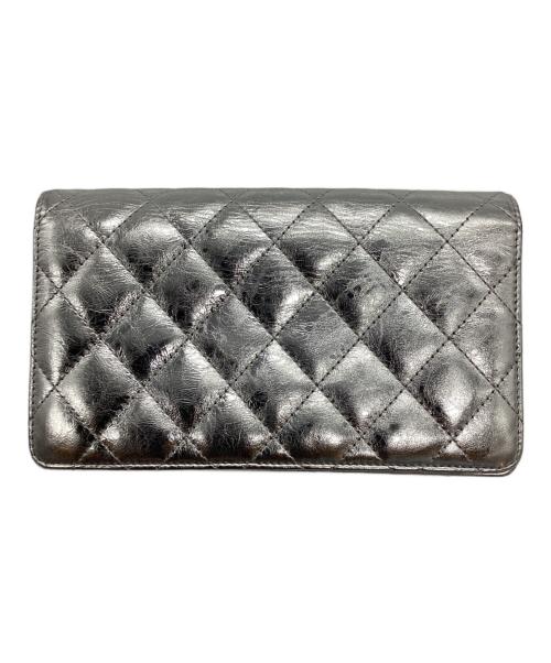 CHANEL（シャネル）CHANEL (シャネル) 長財布 シルバーの古着・服飾アイテム