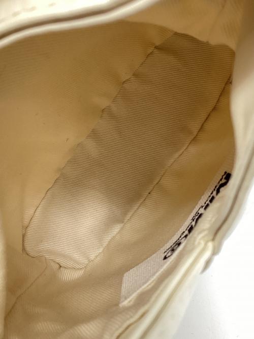 MM6 Maison Margiela（エムエムシックスメゾンマルジェラ）MM6 Maison Margiela (エムエムシックスメゾンマルジェラ) ミニトートバッグ オフホワイト 未使用品の古着・服飾アイテム