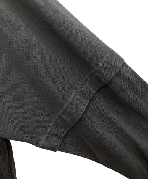 sacai（サカイ）sacai (サカイ) Graphic Embroidery L/S T-Shirt グレー サイズ:2の古着・服飾アイテム