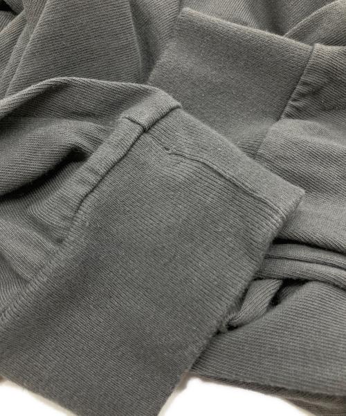 sacai（サカイ）sacai (サカイ) Graphic Embroidery L/S T-Shirt グレー サイズ:2の古着・服飾アイテム