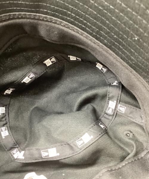 sacai（サカイ）sacai (サカイ) MARK GONZALES (マーク・ゴンザレス) New Era (ニューエラ) ONE LOVE HAT ブラック サイズ:OSの古着・服飾アイテム