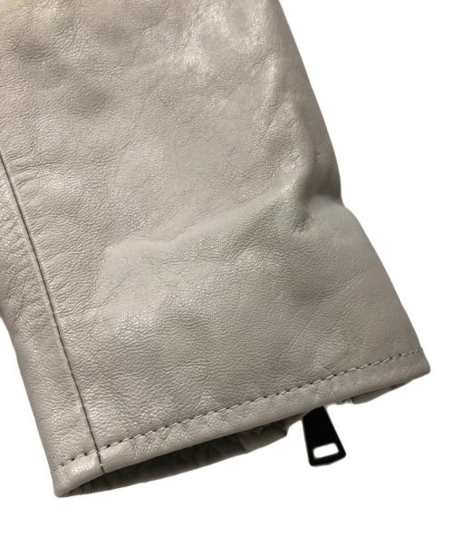 AOURE（アウール）AOURE (アウール) ウォッシュドレザー ライダースジャケット アイボリー サイズ:Sの古着・服飾アイテム