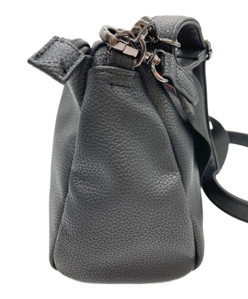 ear PAPILLONNER（イアパピヨネ）ear PAPILLONNER (イアパピヨネ) Dパーツミドルショルダーバッグ ブラックの古着・服飾アイテム