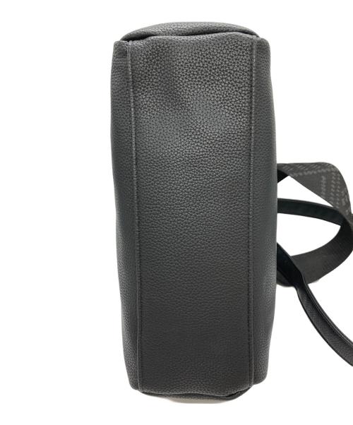 ear PAPILLONNER（イアパピヨネ）ear PAPILLONNER (イアパピヨネ) Dパーツミドルショルダーバッグ ブラックの古着・服飾アイテム