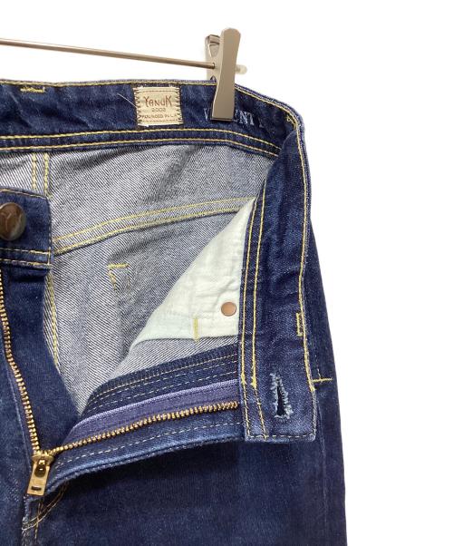 YANUK（ヤヌーク）YANUK (ヤヌーク) デニムパンツ インディゴ サイズ:32の古着・服飾アイテム