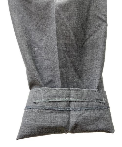 BEAMS F（ビームスエフ）BEAMS F (ビームスエフ) INCOTEX (インコテックス) 別注ドレススラックスパンツ グレー サイズ:48の古着・服飾アイテム