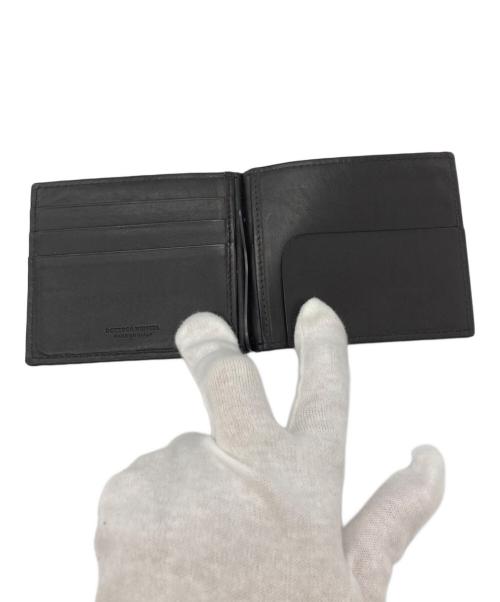 BOTTEGA VENETA（ボッテガベネタ）BOTTEGA VENETA (ボッテガベネタ) マネークリップ付き 二つ折り財布 ブラウンの古着・服飾アイテム