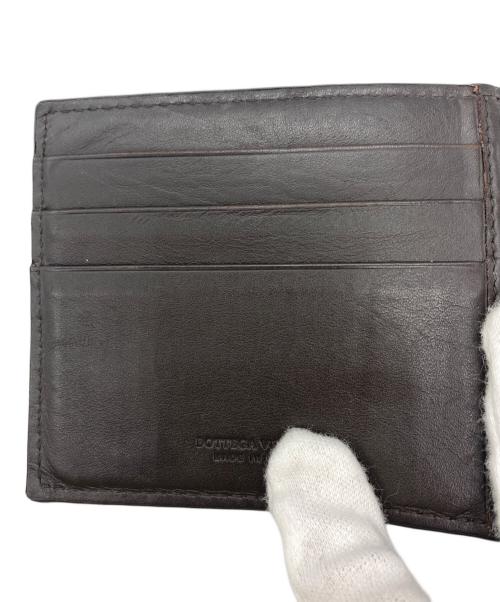 BOTTEGA VENETA（ボッテガベネタ）BOTTEGA VENETA (ボッテガベネタ) マネークリップ付き 二つ折り財布 ブラウンの古着・服飾アイテム