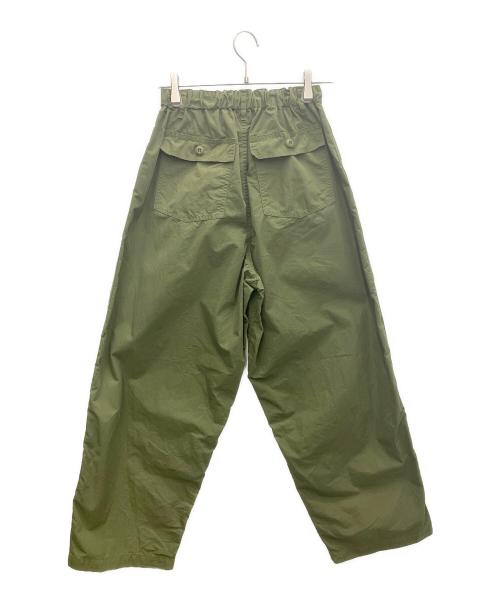 CLOTH&CROSS（クロスアンドクロス）CLOTH&CROSS (クロスアンドクロス) バルーンミリタリーパンツ オリーブ サイズ:2の古着・服飾アイテム