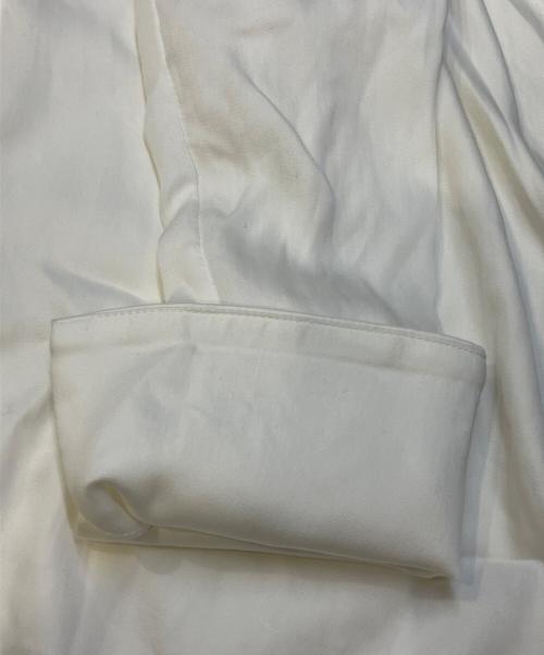 MURRAL（ミューラル）MURRAL (ミューラル) Framed embroidery wrap shirt ホワイト サイズ:Freeの古着・服飾アイテム