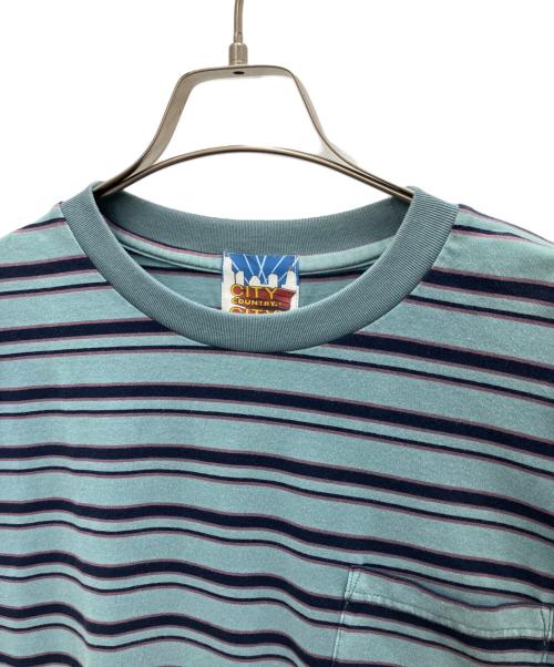 city country city（シティーカントリーシティー）CITY COUNTRY CITY (シティーカントリーシティー) Embroidered Logo Overdye Border Pocket T-shirt ブルー サイズ:Mの古着・服飾アイテム