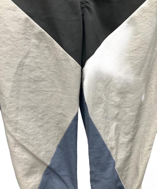 ANREALAGE（アンリアレイジ）ANREALAGE (アンリアレイジ) パネルパッチワークカーゴパンツ ネイビー サイズ:SIZE48の古着・服飾アイテム
