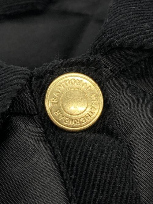 Traditional Weatherwear（トラディショナルウェザーウェア）Traditional Weatherwear (トラディショナルウェザーウェア) WAVERLY A-LINE(ウェーバリーAライン)キルティングジャケット ブラック サイズ:34の古着・服飾アイテム