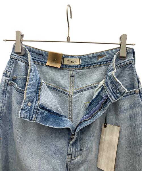 YANUK（ヤヌーク）YANUK (ヤヌーク) JOAN ルーズストレート サックスブルー サイズ:SIZE26 未使用品の古着・服飾アイテム