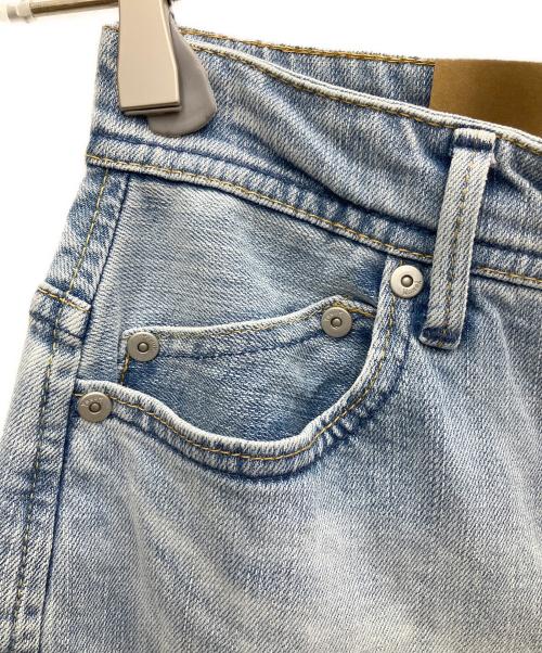 YANUK（ヤヌーク）YANUK (ヤヌーク) JOAN ルーズストレート サックスブルー サイズ:SIZE26 未使用品の古着・服飾アイテム