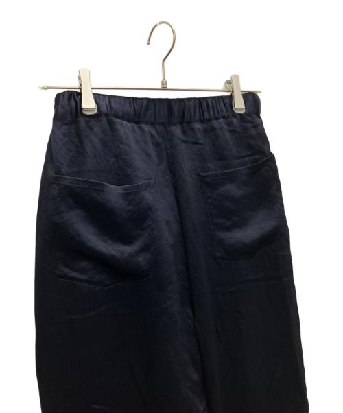 MANOF（マノフ）MANOF (マノフ) サイドラインサテンパンツ ブラック サイズ:Mの古着・服飾アイテム