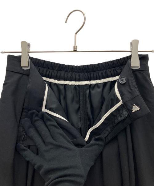 MALLOW BLUE（マロウブルー）mallow blue (マロウブルー) タックパンツ ブラック サイズ:Mの古着・服飾アイテム