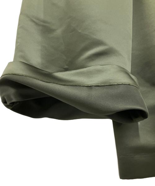 Heve（ヘイヴ）Heve (ヘイヴ) satin flare gaucho PT オリーブ サイズ:38の古着・服飾アイテム