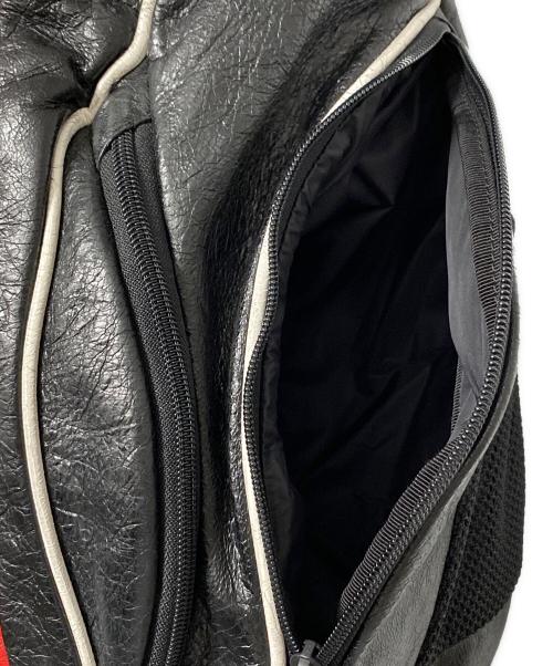 adidas（アディダス）adidas (アディダス) BALENCIAGA (バレンシアガ) USED加工バックパック ブラック×レッド サイズ:-の古着・服飾アイテム