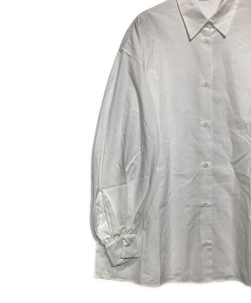 EVERYDAY I LIKE.（エヴリデイ アイ ライク）EVERYDAY I LIKE. (エヴリデイ アイ ライク) Volume Sleeve シャツ　23050500805010 ホワイト サイズ:free 未使用品の古着・服飾アイテム