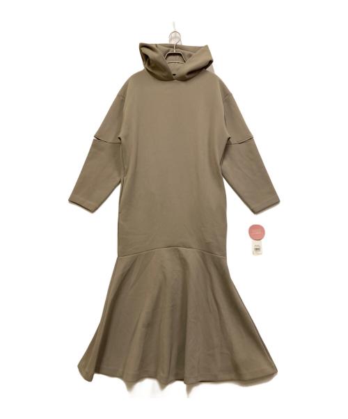 emmi atelier（エミアトリエ）emmi atelier (エミアトリエ) フーディーカットワンピース オリーブ サイズ:SIZE 0 未使用品の古着・服飾アイテム