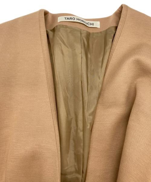 TARO HORIUCHI（タロウホリウチ）TARO HORIUCHI (タロウホリウチ) ノーカラージャケット ベージュ サイズ:2の古着・服飾アイテム