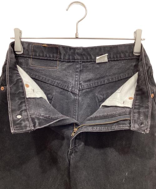 LEVI'S（リーバイス）LEVI'S (リーバイス) デニムパンツ ブラック サイズ: 76cm (W30)の古着・服飾アイテム