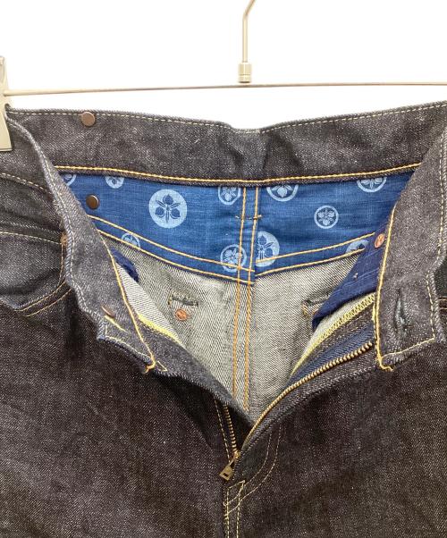 MOMOTARO JEANS（桃太郎ジーンズ）MOMOTARO JEANS (桃太郎ジーンズ) 銅丹特濃スリムテーパード ジッパーフライ インディゴ サイズ:33の古着・服飾アイテム