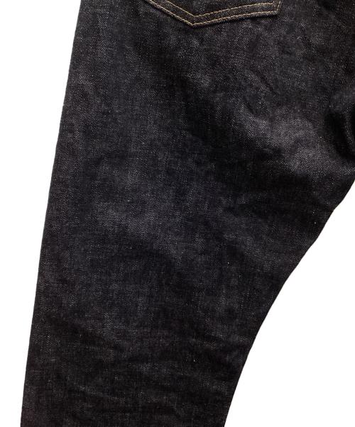 MOMOTARO JEANS（桃太郎ジーンズ）MOMOTARO JEANS (桃太郎ジーンズ) 銅丹特濃スリムテーパード ジッパーフライ インディゴ サイズ:33の古着・服飾アイテム