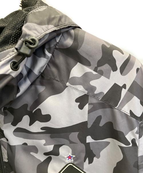 F.C.R.B.（エフシーレアルブリストル）F.C.R.B. (エフシーレアルブリストル) ナイロンジャケット グレー サイズ:Ｌの古着・服飾アイテム