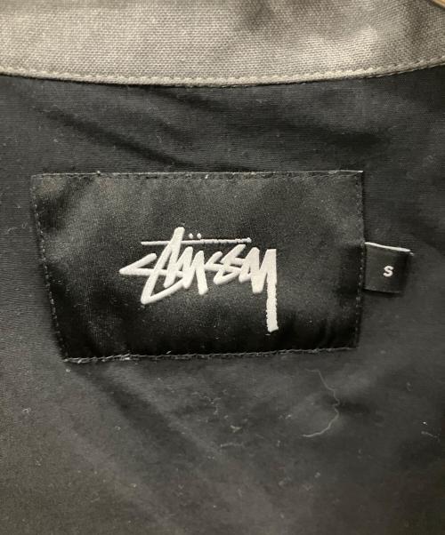 stussy（ステューシー）stussy (ステューシー) ロゴ刺繍ジャケット グレー サイズ:Ｓの古着・服飾アイテム