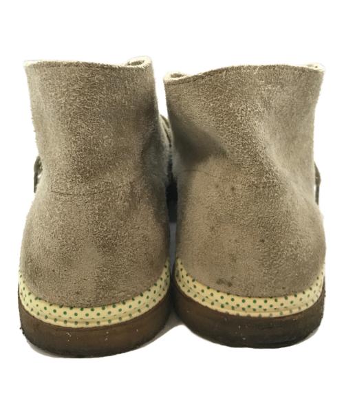 VISVIM（ビズビム）VISVIM (ビズビム) チャッカーブーツ　VISVIM　ISDT BOOTS-FOLK グレー サイズ:9の古着・服飾アイテム