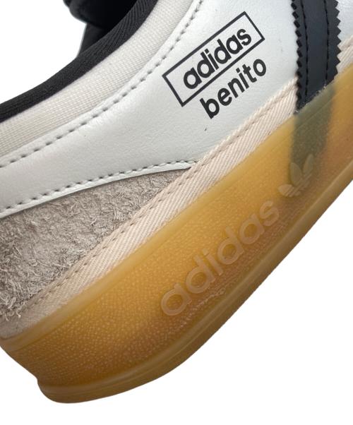 adidas（アディダス）adidas (アディダス) Bad Bunny (バッドバニー) BAD BUNNY GAZELLE INDOOR ホワイト×ブラック サイズ:US8 1/2の古着・服飾アイテム