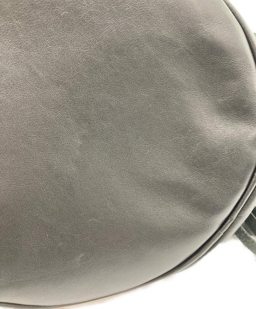 J&M DAVIDSON（ジェイ＆エム デヴィッドソン）J&M DAVIDSON (ジェイ＆エム デヴィッドソン) フリンジ巾着ショルダーバッグ ブラックの古着・服飾アイテム