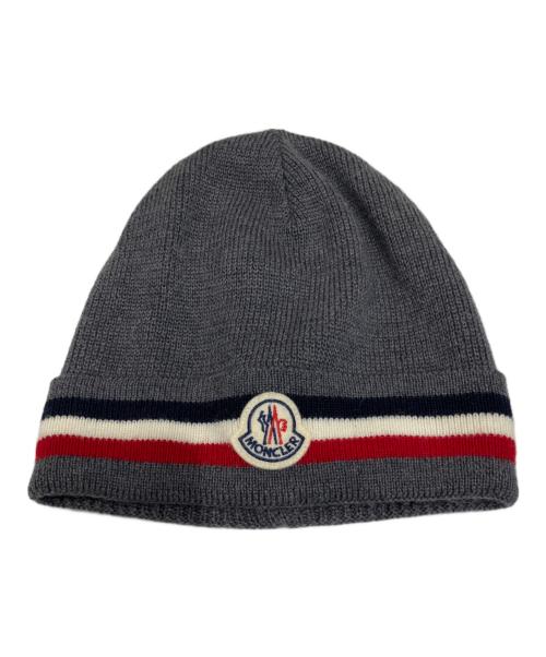 MONCLER（モンクレール）MONCLER (モンクレール) logo-patch wool beanie/ロゴトリコロールニット帽/BERRETTO グレー サイズ:Freeの古着・服飾アイテム