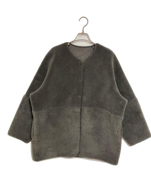 BEAUTY&YOUTH（ビューティーアンドユース）BEAUTY&YOUTH (ビューティーアンドユース) ボア×フェイクムートン ノーカラーリバーシブルコート グレー サイズ:FREEの古着・服飾アイテム