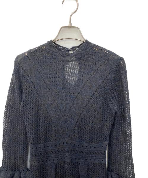 Lily Brown（リリーブラウン）Lily Brown (リリーブラウン) 透かし編みフリルニットワンピース グレー サイズ:FREEの古着・服飾アイテム