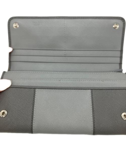 PRADA（プラダ）PRADA (プラダ) 長財布 グレーの古着・服飾アイテム
