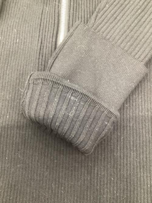 LIVINGTONE（リヴィントーン）LIVINGTONE (リヴィントーン) DOLK ZIPPER FLY HIGH NECK KNIT ブラック サイズ:Fの古着・服飾アイテム