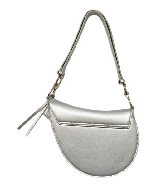 JW PEI（ジェイダブリューペイ）JW PEI (ジェイダブリューペイ) Ashlie クロスボディバッグ シルバーの古着・服飾アイテム