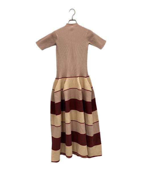 CFCL（シーエフシーエル）CFCL (シーエフシーエル) STAND-UP COLLAR SHORT SLEEVE DRESS ピンクベージュマルチ サイズ:Free 未使用品の古着・服飾アイテム