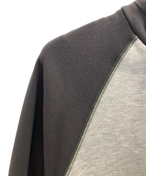 ROSE BUD（ローズバッド）ROSE BUD (ローズバッド) ブロッキングスウェットワンピース グレー×ブラック サイズ:	SIZE Free 未使用品の古着・服飾アイテム