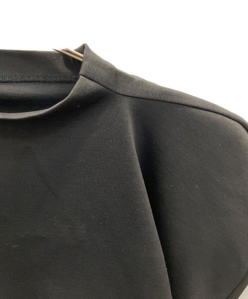 LEINWANDE（ラインヴァンド）LEINWANDE (ラインヴァンド) Balloon Shoulder Top ブラック サイズ:フリーの古着・服飾アイテム