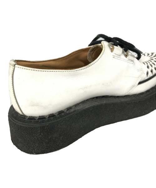 GEORGE COX（ジョージコックス）GEORGE COX (ジョージコックス) ラバーソールシューズ ホワイト サイズ:SIZE 7の古着・服飾アイテム