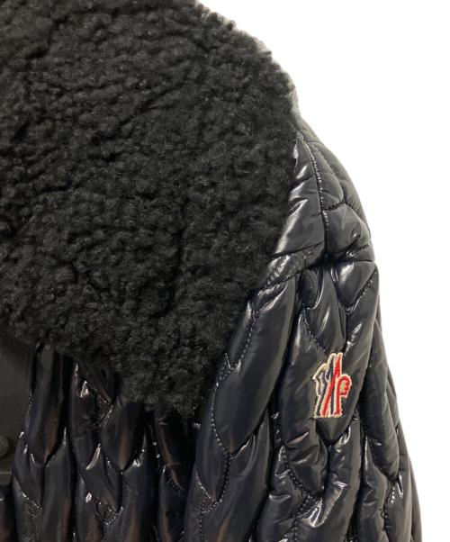 MONCLER GRENOBLE（モンクレール グルノーブル）MONCLER GRENOBLE (モンクレール グルノーブル) シャーリングショートダウンジャケット　EPUYEN　J20981A00042 ブラック サイズ:00の古着・服飾アイテム