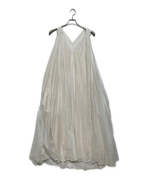 ETRE TOKYO（エトレトウキョウ）ETRE TOKYO (エトレトウキョウ) シャーリングボリュームワンピース ホワイト サイズ:Freeの古着・服飾アイテム