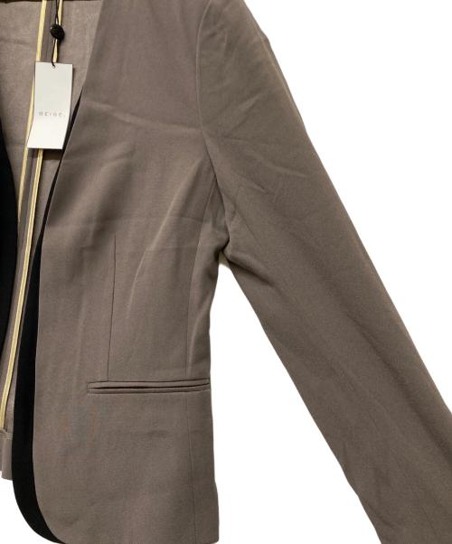 BEIGE（ベイジ）BEIGE (ベイジ) CINDY / ダブルカラージャケット ブラウン サイズ:6 未使用品の古着・服飾アイテム