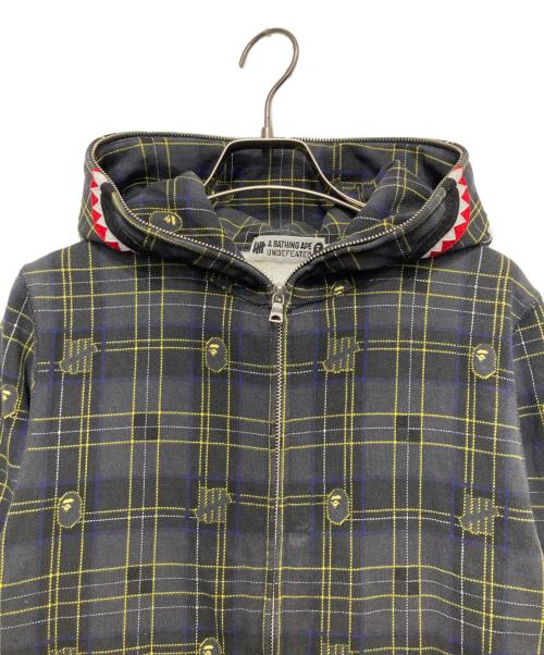 A BATHING APE（ア ベイシング エイプ）A BATHING APE (ア ベイシング エイプ) UNDEFEATED (アンディフィーテッド) SHARK HOODIE グレー サイズ:Sの古着・服飾アイテム